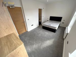 Photo 17- click for photo gallery